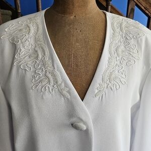 Women's St. Anthony Evening suit, white size 14